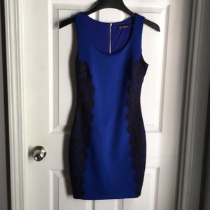 GUESS women’s 2 sleeveless blue bodycon dress